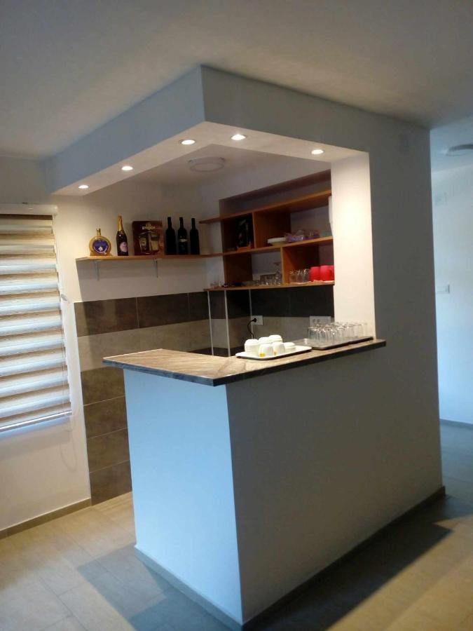 Std Cvetkovic Bed & Breakfast Crni Vrh Luaran gambar